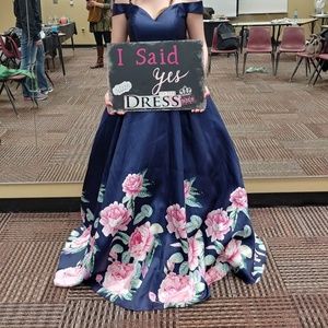 Prom dress
